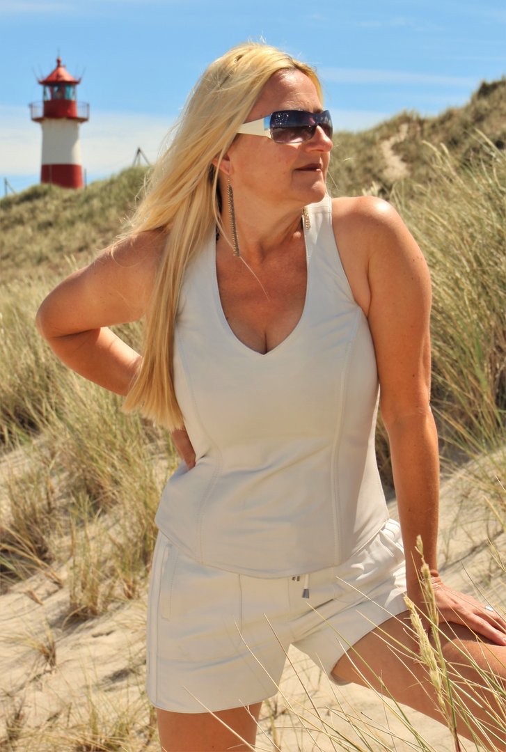 Leder-Shorts als Sporthose aus ECHT-Leder in weiß